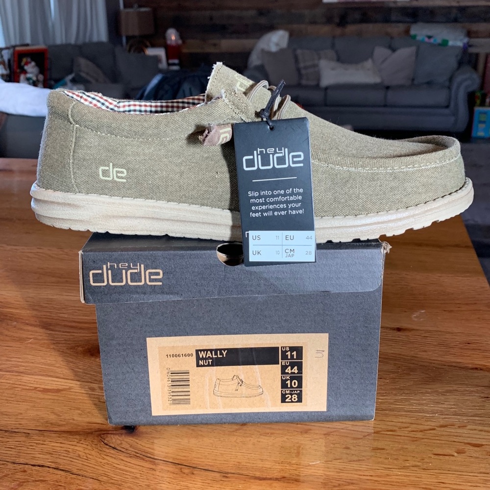 Hey Dude Wally Canvas Shoe